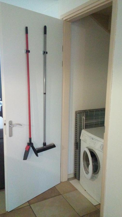Uut In Thuus 21A Apartment Buren  Bagian luar foto