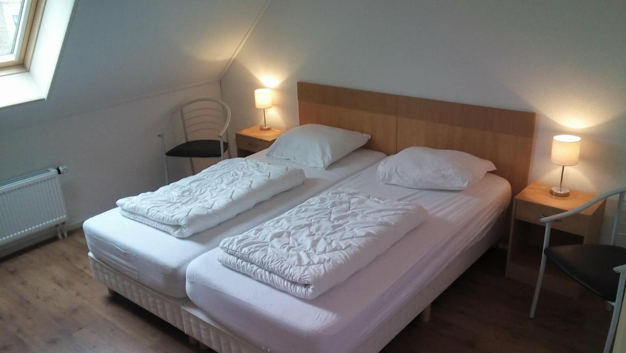 Uut In Thuus 21A Apartment Buren  Bagian luar foto