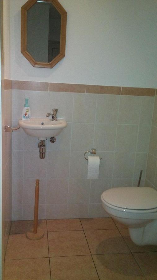 Uut In Thuus 21A Apartment Buren  Bagian luar foto